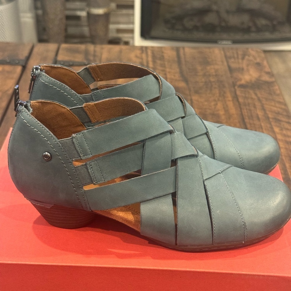 Cobb Hill Laurel Woven Bootie